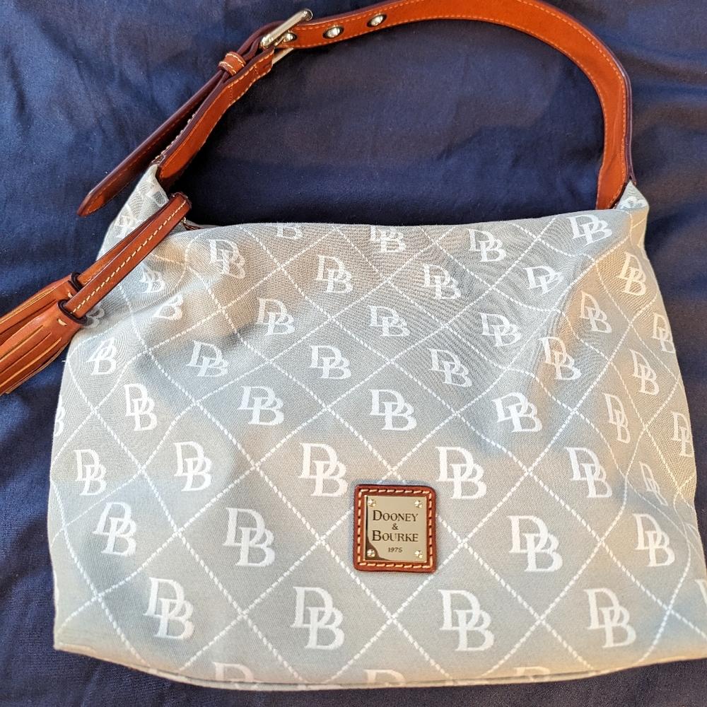 Dooney & Bourke Shoulder bag